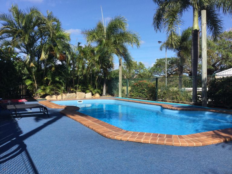 Pool 1 768x576